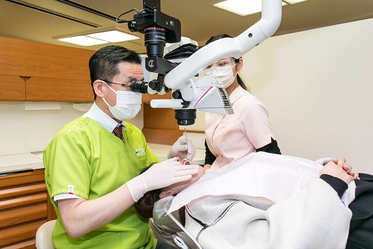 歯を残す、再治療・再発させない顕微鏡歯科治療